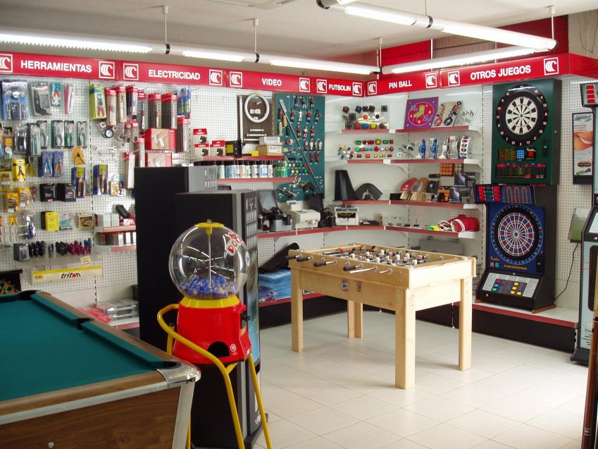 Tienda de accesorios y máquinas recreativas.jpg